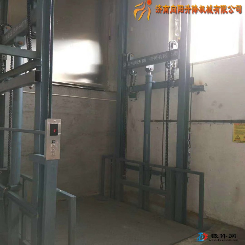 邯郸导轨式升降机固定液压升降平台厂房专用货物电梯